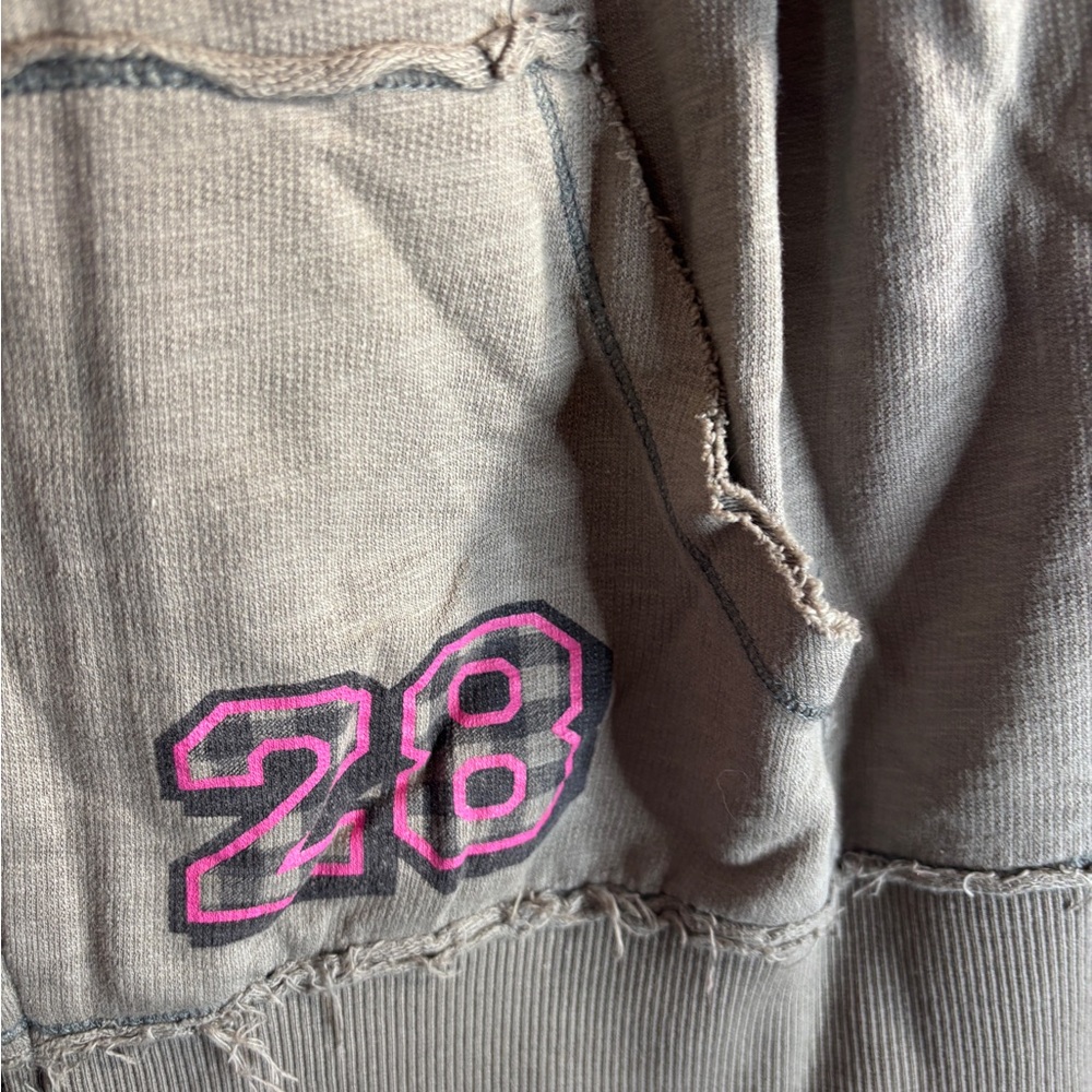 Disney Mickey Mouse Women's zip-up Hoodie Gray & Pink XL - Picture 2 of 6